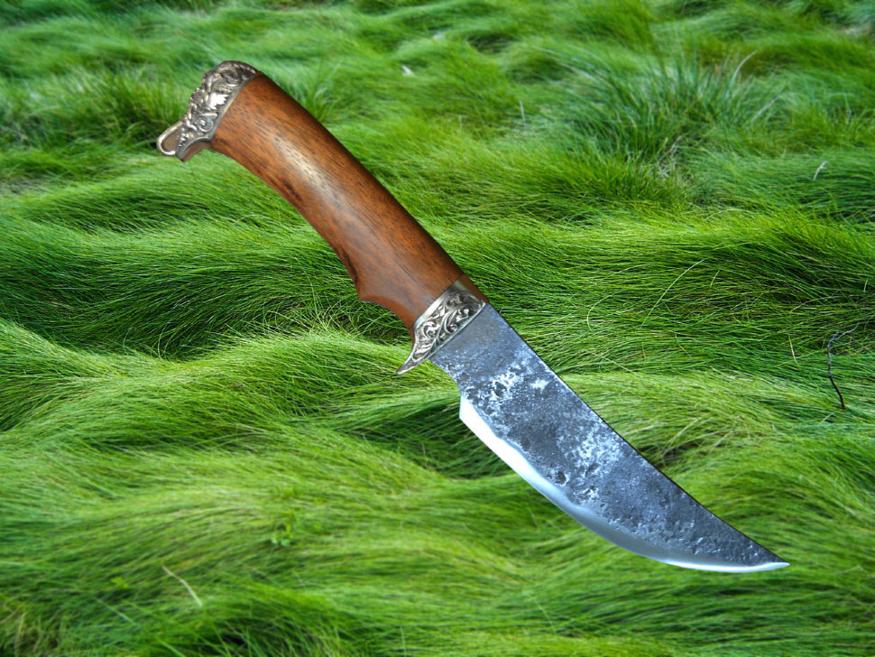 Нож Амур-2, сталь 9ХС, рукоять дерево бубинго