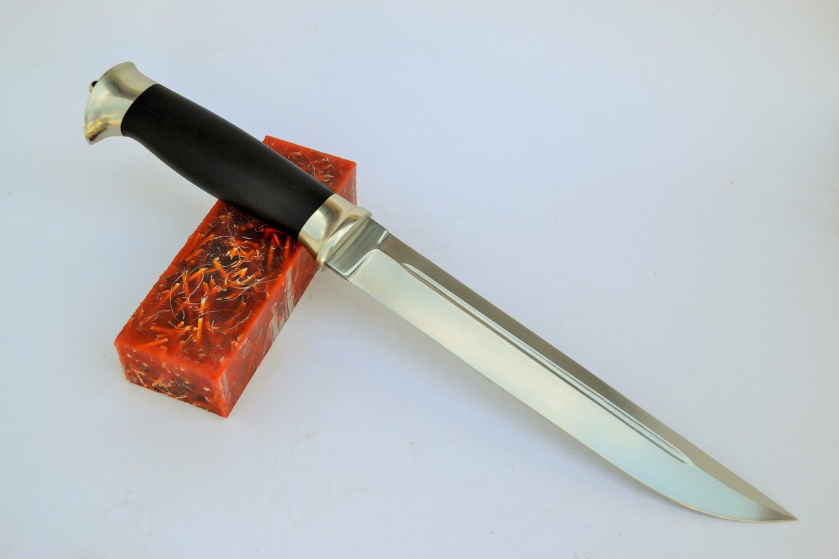 Нож Пластун с клинком из стали х12МФ
