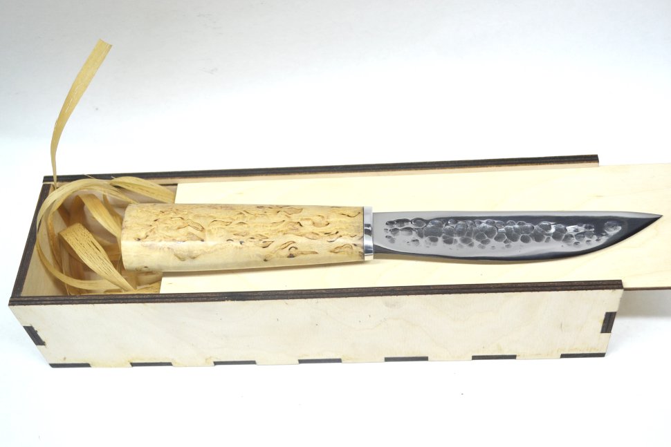 Нож Якут с откованным долом, средний, Х12МФ, рукоять из карельской берёзы и дюрали, пенал в комплекте