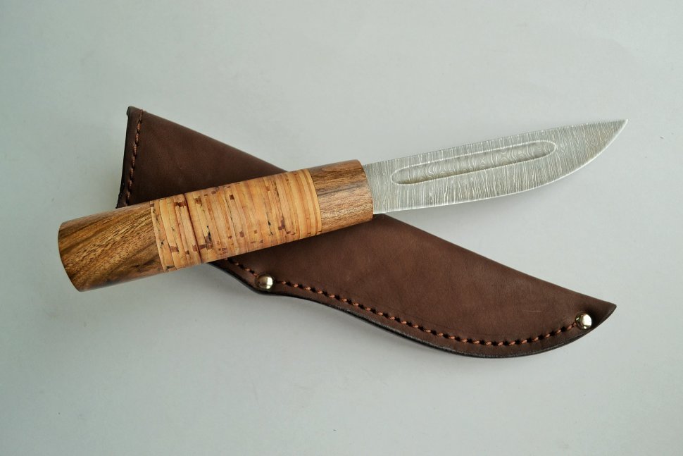 Нож Якут №3 из дамасской стали, рукоять из ореха с берестой