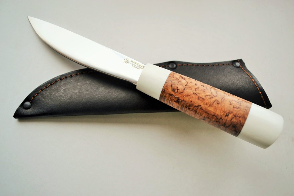 Нож Якут №8 из стали Х12МФ, рукоять стабилизированное дерево с рогом