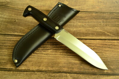 Нож Друг-2 цельнометаллический, монтаж рукояти на винтах, из стали Х12МФ с микартой.
