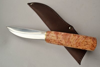 Нож Якут №11 из Elmax, рукоять из капа карелки с латунью