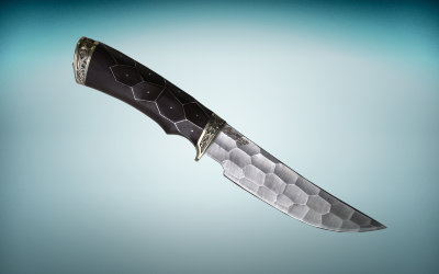 Нож Амур-2 из дамаска с инкрустацией и гравюрой под камень