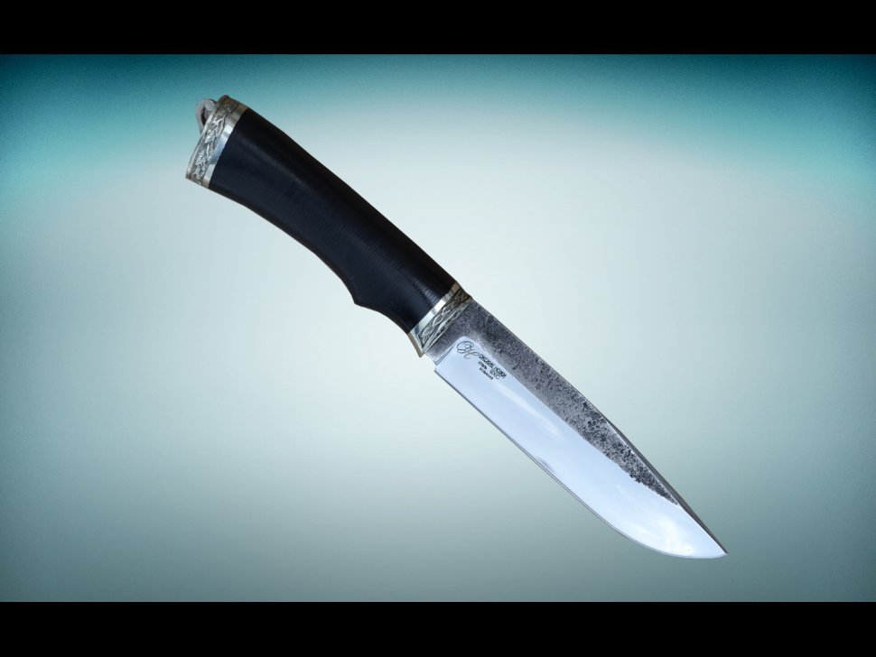 Нож Коршун из стали 9ХС со следами ковки с рукоятью из кожи