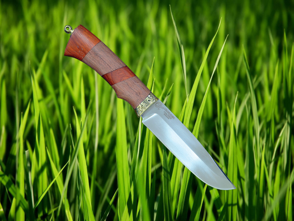 Нож Коршун из нержавеющей стали 95Х18, дерево бубинго и красное дерево падук
