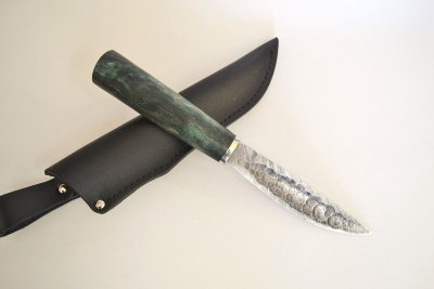 Нож Якут с откованным долом, средний  из дамаска, рукоять стабилизированная карельская берёза, мельхиор
