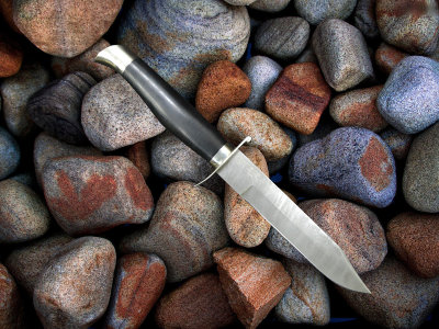 Нож Разведчика №4 из дамаска, рукоять из прессованной кожи, литье мельхиор