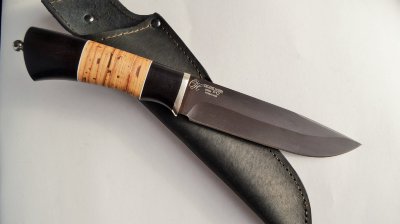Нож Коршун, сталь Р12 (быстрорез), рукоять из дерева граб с берестой